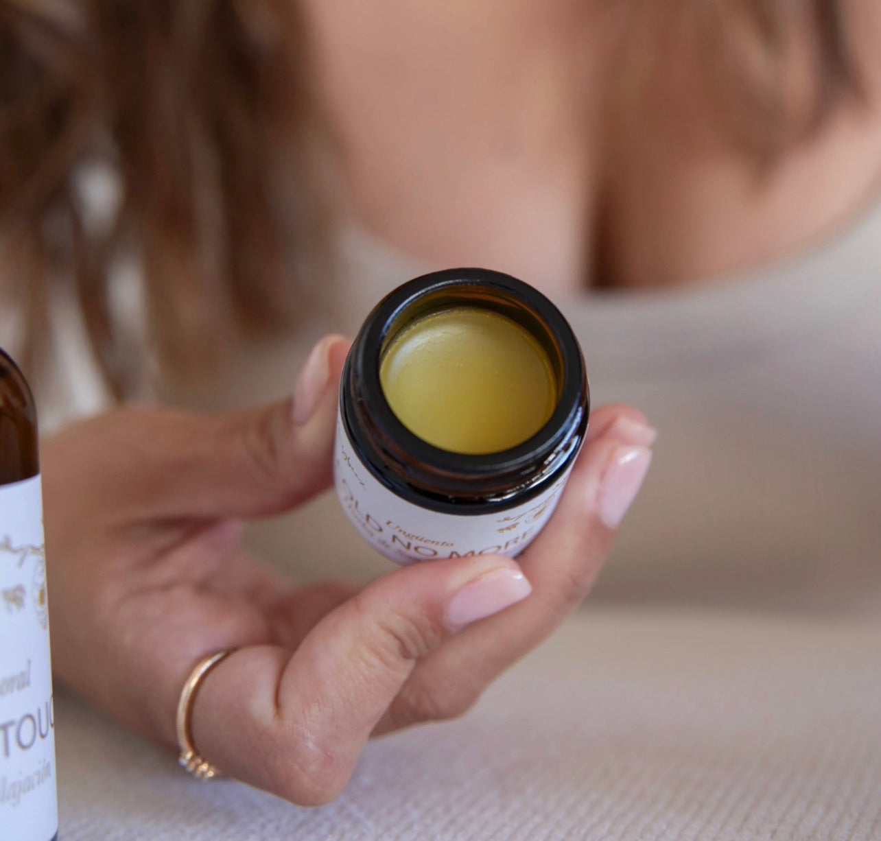 Ungüento "Cold no More" - Regenerante (quemaduras, cortes, heridas)